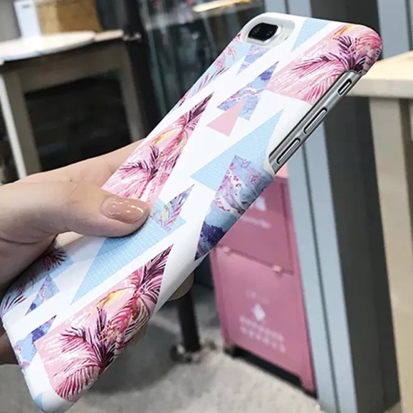 NEW iPhone 7/8/7+/8+ Retro Palm Ocean Hard Case - Picture 3 of 3